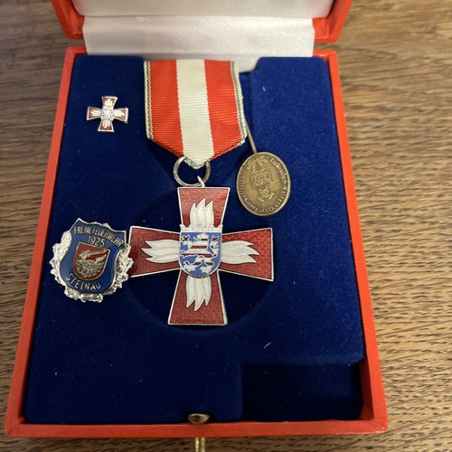 Orden feuerwehr ehrenkreuz - orden,