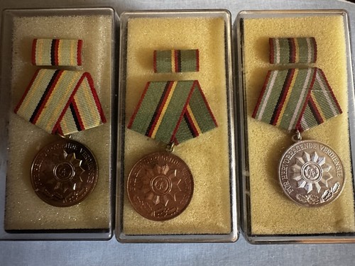 Ddr orden medaille - ,